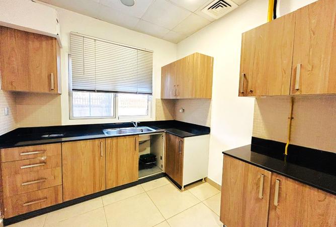 979733 - Property Image 2