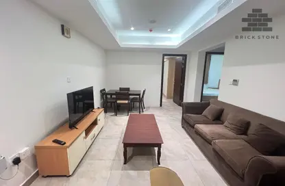 Apartment - 2 Bedrooms - 1 Bathroom for rent in Al Sadd - Al Sadd - Doha
