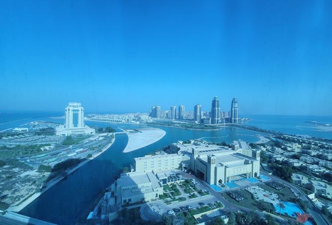 932693 - Property Image 2