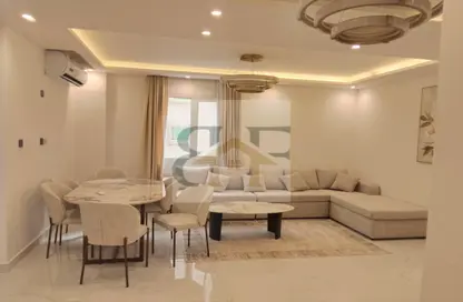 Apartment - 2 Bedrooms - 2 Bathrooms for rent in Umm Ghwailina Comm - Umm Ghuwalina - Umm Ghuwailina - Doha