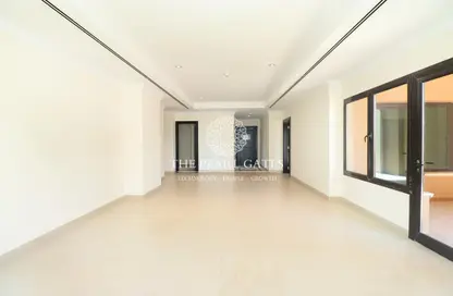 Apartment - 1 Bedroom - 2 Bathrooms for rent in East Porto Drive - Porto Arabia - The Pearl Island - Doha