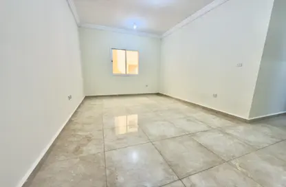 Apartment - 2 Bedrooms - 2 Bathrooms for rent in Al Sadd Road - Al Sadd - Doha