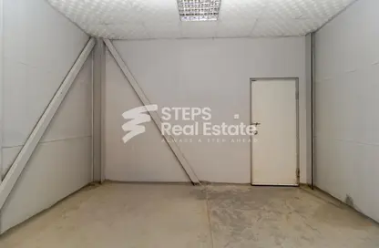 سكن عمال - استوديو - 8 حمامات للايجار في سميسمة - سميسمة - الخور