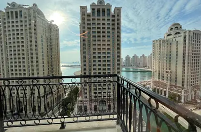 شقة - 2 غرف نوم - 4 حمامات للايجار في حدائق فلورستا - حدائق فلورستا - جزيرة اللؤلؤة - الدوحة