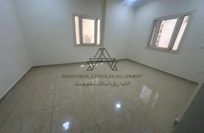 Apartment - 3 Bedrooms - 3 Bathrooms for rent in Al Mansoura - Al Mansoura - Doha