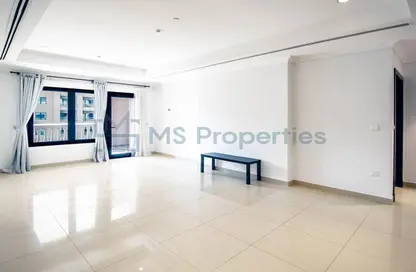 Apartment - 1 Bedroom - 2 Bathrooms for rent in West Porto Drive - Porto Arabia - The Pearl Island - Doha