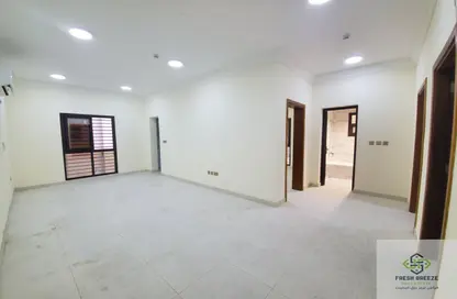 Apartment - 2 Bedrooms - 2 Bathrooms for rent in Anas Street - Fereej Bin Mahmoud North - Fereej Bin Mahmoud - Doha