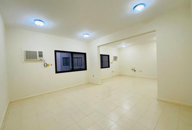 959008 - Property Image 2