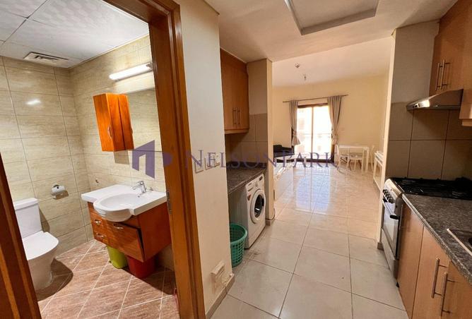 975651 - Property Image 3