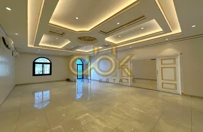 Villa - 7+ Bedrooms - 7+ Bathrooms for sale in Al Nuaija Street - Al Nuaija - Doha
