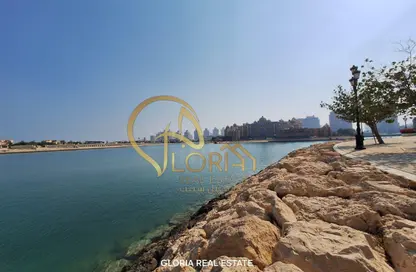 Townhouse - 2 Bedrooms - 3 Bathrooms for rent in Carnaval - Qanat Quartier - The Pearl Island - Doha