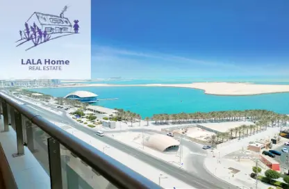 Apartment - 2 Bedrooms - 4 Bathrooms for rent in Y Tower 14 - Marina District - Lusail