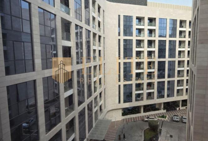 989822 - Property Image 2