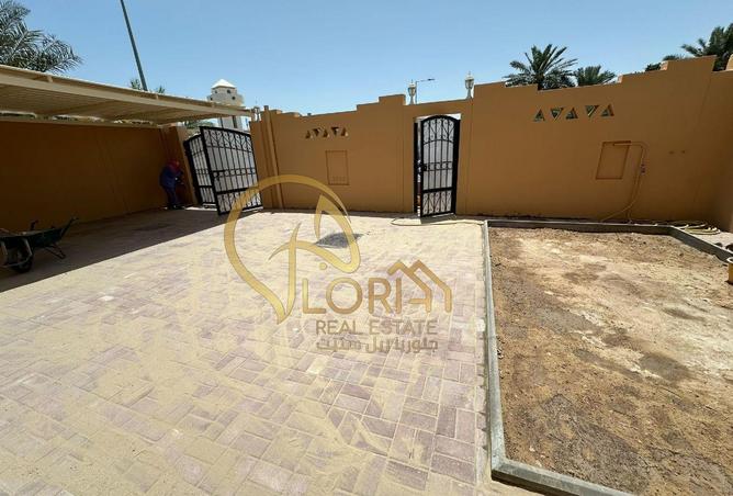 1005180 - Property Image 2