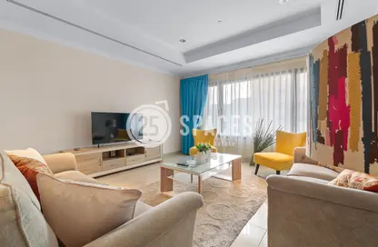Apartment - 1 Bedroom - 2 Bathrooms for rent in East Porto Drive - Porto Arabia - The Pearl Island - Doha