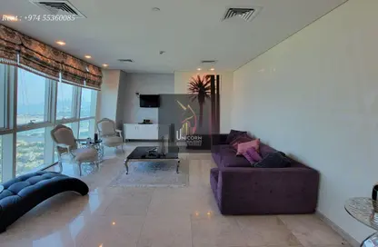 شقة - 3 غرف نوم - 5 حمامات للايجار في برج زجزاج  ب - أبراج زجزاج - الخليج الغربي - الدوحة