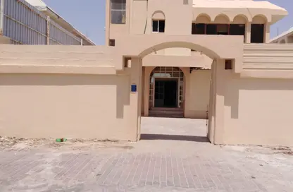 فيلا - 6 غرف نوم - 2 حمامات للبيع في اللقطة - اللقطة - الدوحة