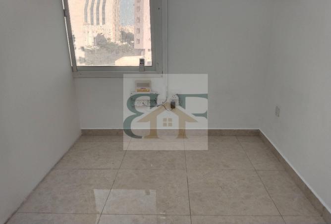 973088 - Property Main Image