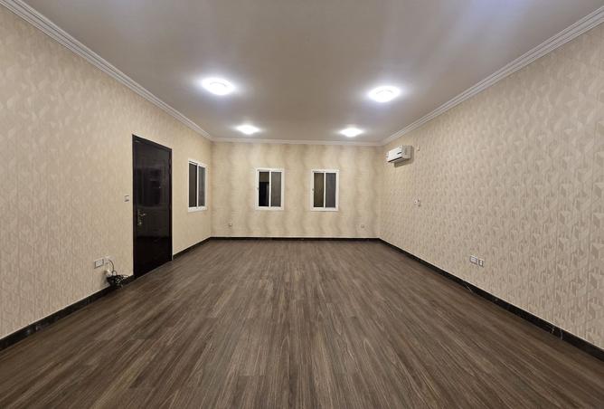 970014 - Property Image 2