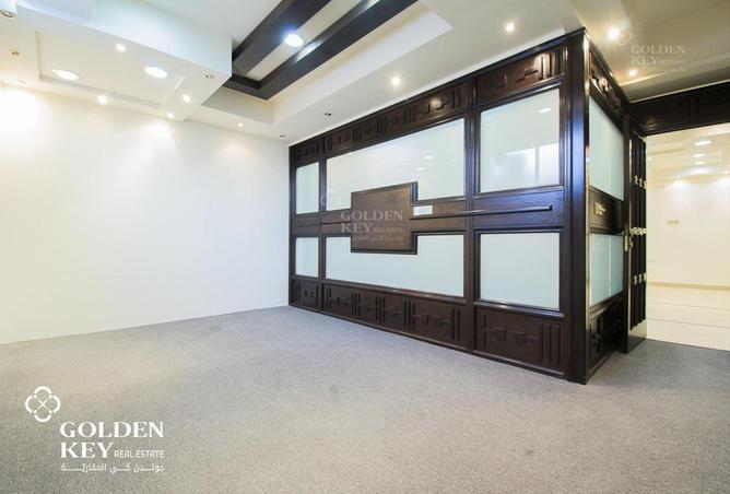 1004717 - Property Image 3