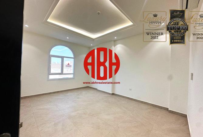 935603 - Property Image 3