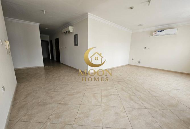 972831 - Property Main Image