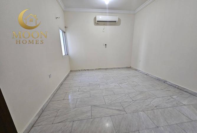 997226 - Property Image 3