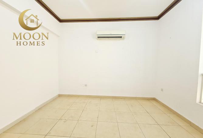 987241 - Property Image 3