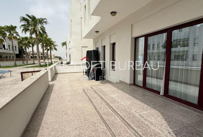 971443 - Property Image 2