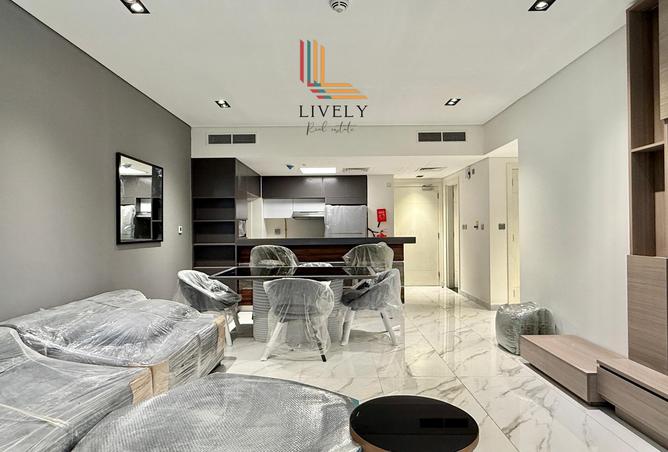 974378 - Property Image 2