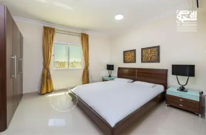Apartment - 2 Bedrooms - 2 Bathrooms for rent in Gulf Residence 18 - Gulf Residences - Umm Ghuwailina - Doha