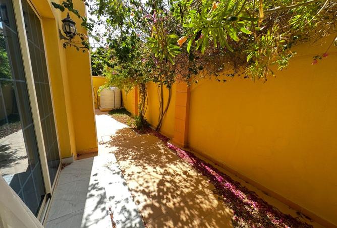 945206 - Property Image 2
