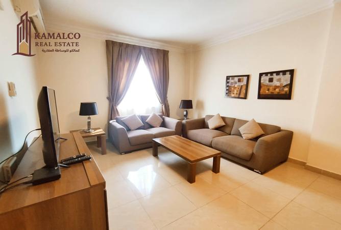 954598 - Property Image 3