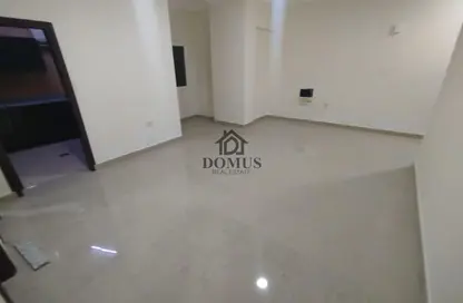 Apartment - 2 Bedrooms - 2 Bathrooms for rent in Thabit Bin Zaid Street - Al Mansoura - Doha