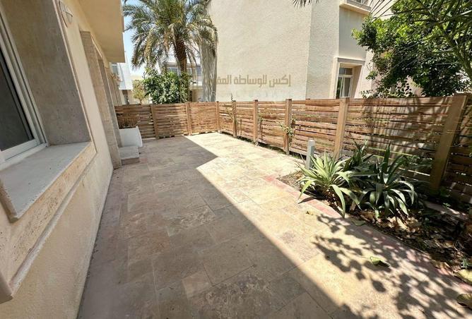 1001825 - Property Image 3