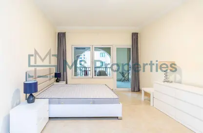 Apartment - 2 Bedrooms - 3 Bathrooms for rent in West Porto Drive - Porto Arabia - The Pearl Island - Doha