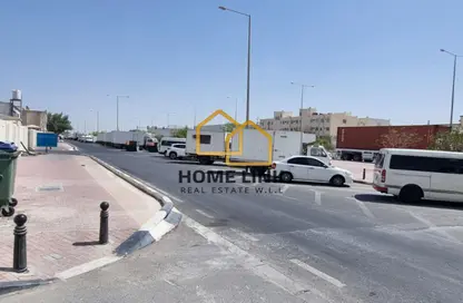 Warehouse - Studio - 1 Bathroom for rent in Industrial Area - Industrial Area - Doha