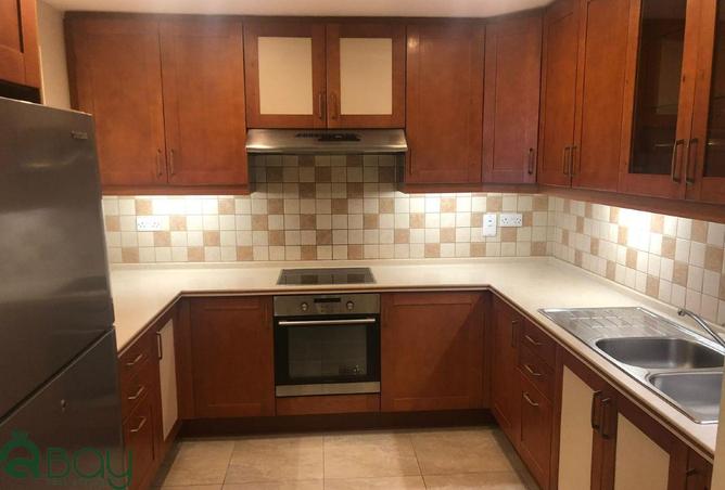 982207 - Property Image 2