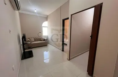 Apartment - 1 Bedroom - 1 Bathroom for rent in Madinat Khalifa Building 58 - Madinat Khalifa South - Madinat Khalifa - Doha