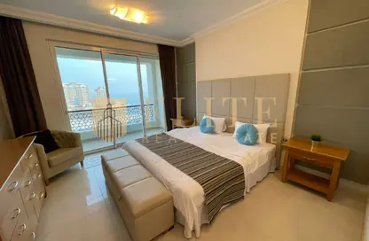 Apartment - 3 Bedrooms - 4 Bathrooms for rent in Viva West - Viva Bahriyah - The Pearl Island - Doha
