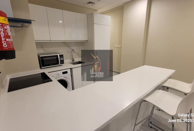 879943 - Property Image 3
