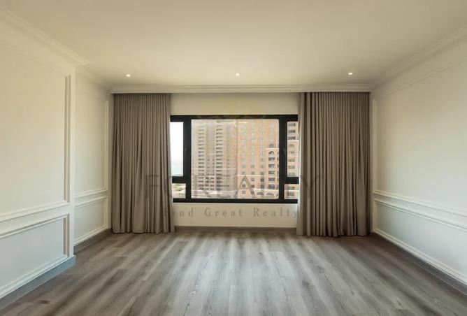 957876 - Property Image 2