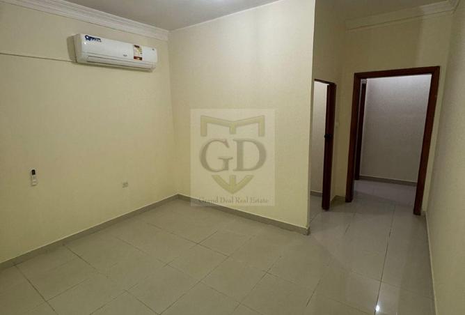 966169 - Property Image 3
