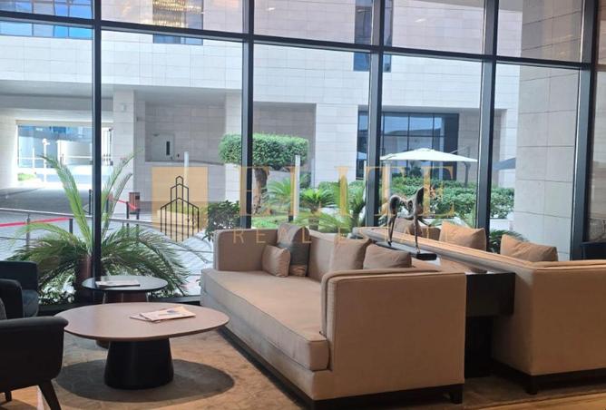 989822 - Property Main Image