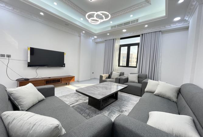 1000692 - Property Image 2