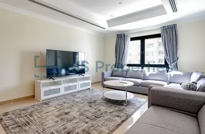 Apartment - 1 Bedroom - 2 Bathrooms for rent in East Porto Drive - Porto Arabia - The Pearl Island - Doha
