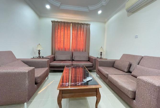 982975 - Property Image 2