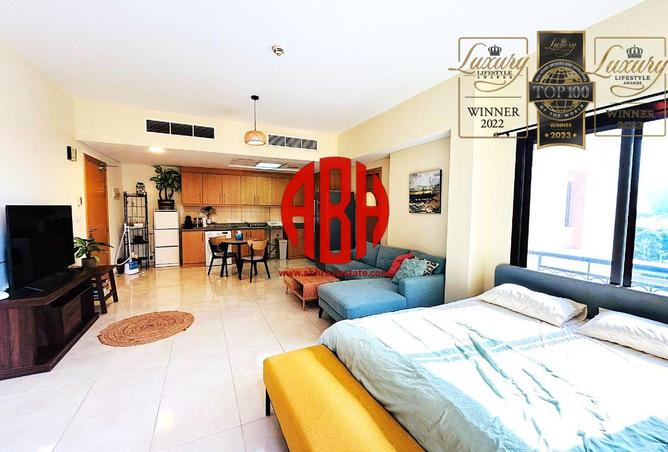 968911 - Property Main Image