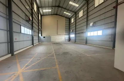 Warehouse - Studio - 6 Bathrooms for rent in Industrial Area 5 - Industrial Area - Industrial Area - Doha