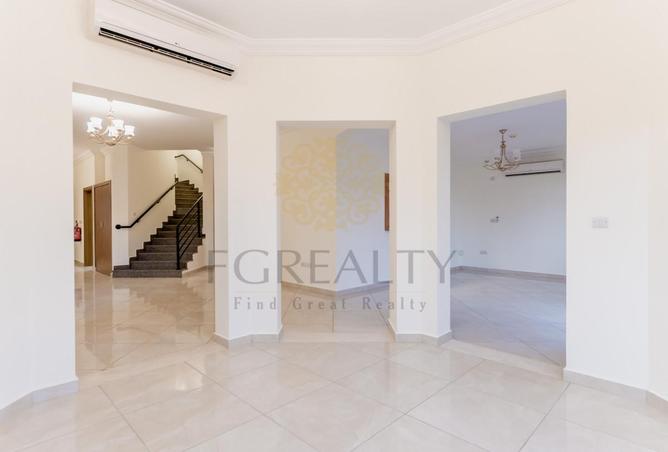 978770 - Property Image 2